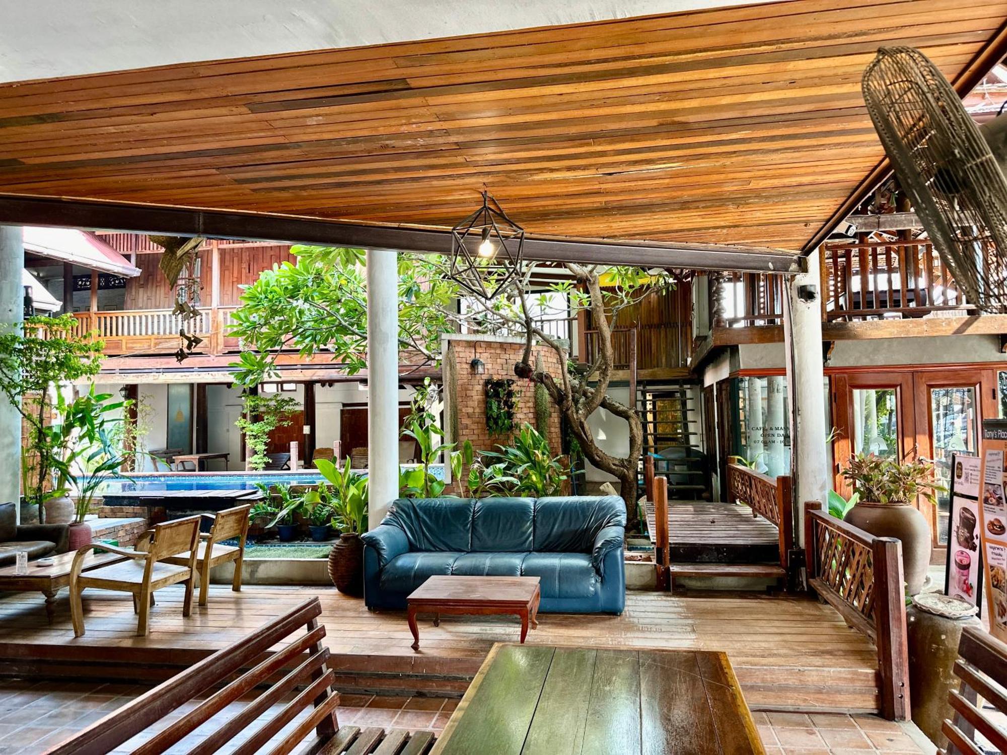 Tony'S Place Ayutthaya Экстерьер фото